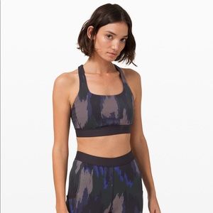 NWT Lululemon Take The Moment Bra *Print Sz 4